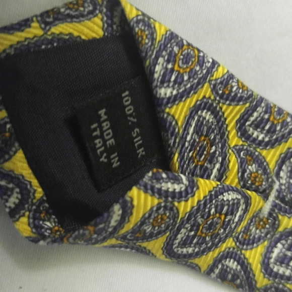 Jos A Bank Silk 61" Tie Made In Italy - Picture 2 of 4